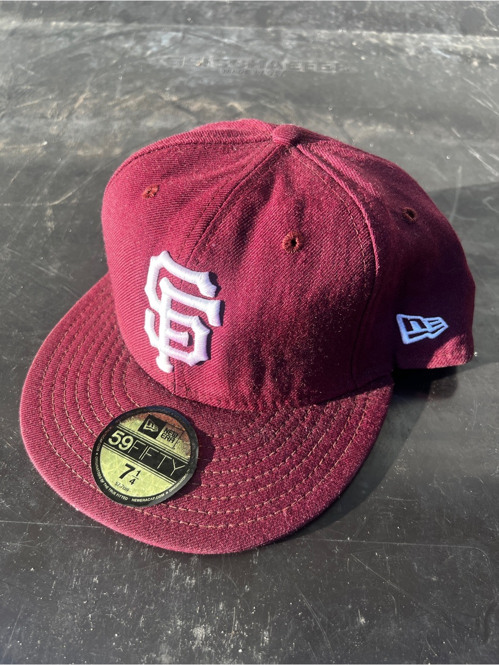 CLEAN New Era size 7 1/4 San Francisco Giants MLB Fitted Hat MLB